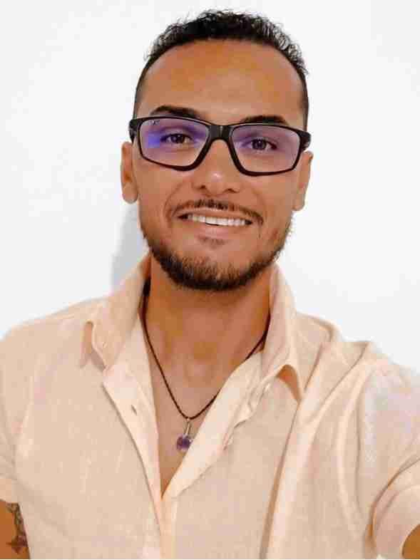 JOCKSON SANDRO SATURNINO SOARES